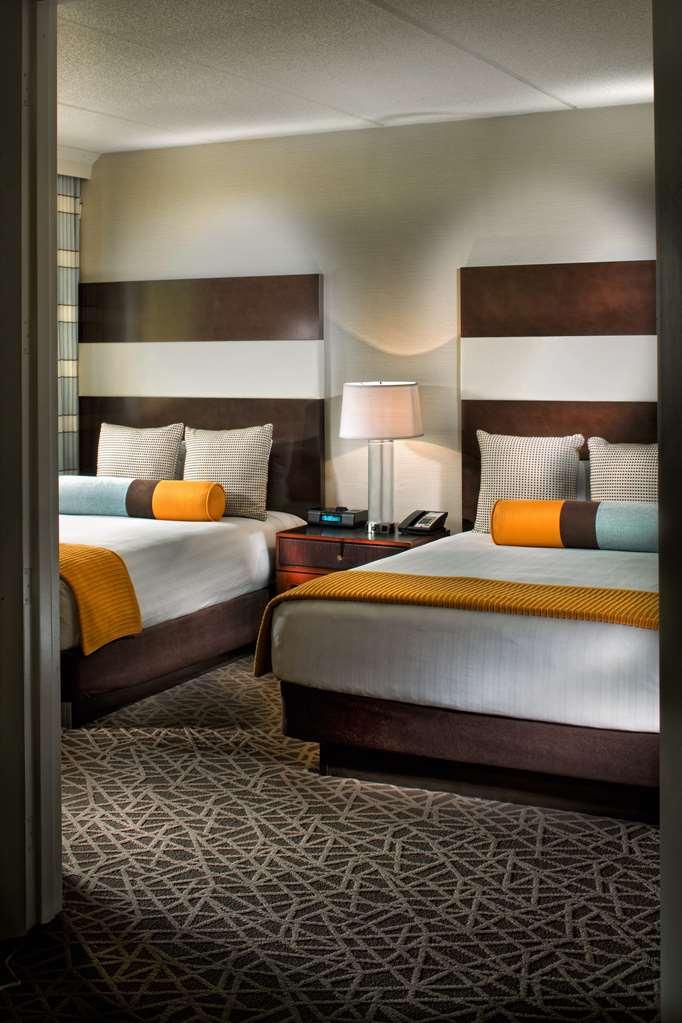 Hyatt Regency Suites Atlanta Northwest Смирна Номер фото
